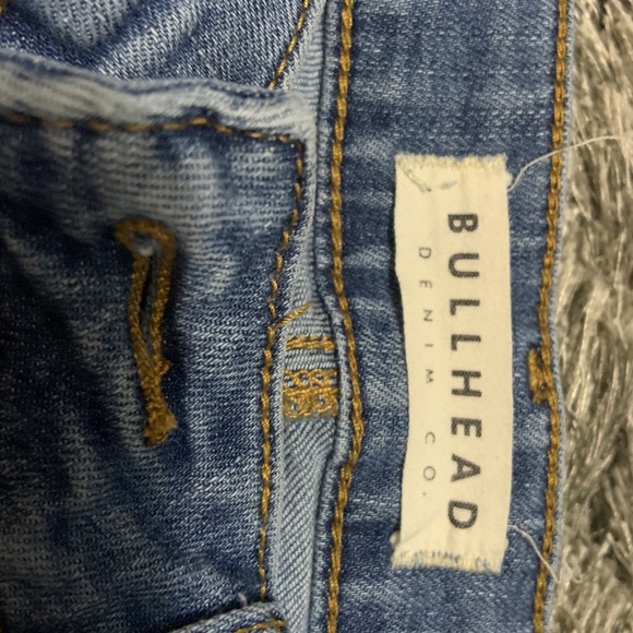 ✨Bullhead Mid Rise Skinny Jeans ✨ - Picture 7 of 13